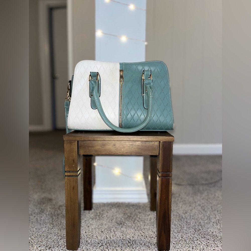 Jade Green Zipper PU Leather Purse